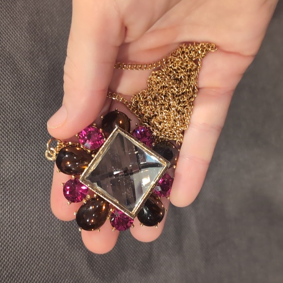 Rachel Leigh, Large Jeweled Pendant Gold Necklace, Retail $258, 17 inches - Picture 8 of 10